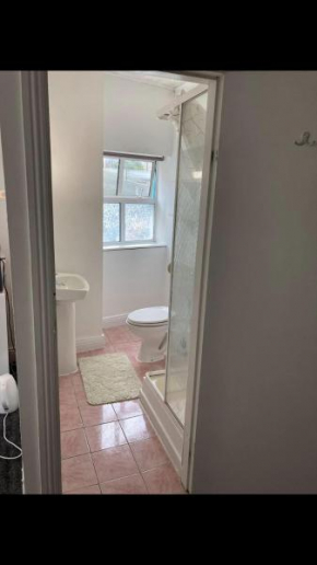 Bunk budget rooms kinsale